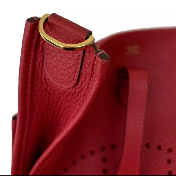 AUTH 2023 HERMES H GHW EVELYNE III PM ROUGE VIF CLEMENCE CROSSBODY SADDLE BAG - Picture 11 of 16